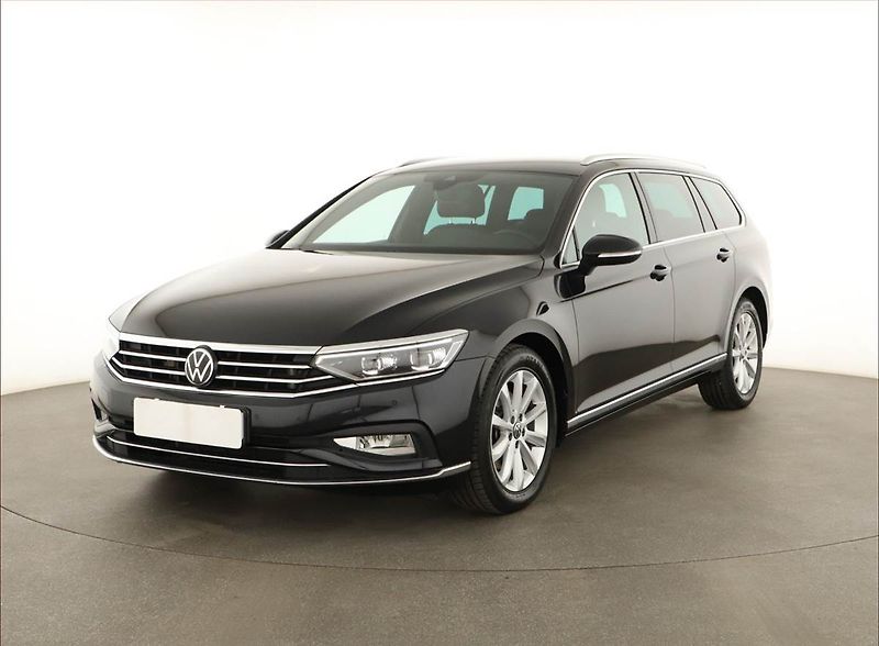 Volkswagen Passat (2020) 2.0 TDI - fotka 2 z 20