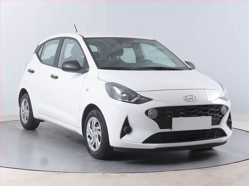 Hyundai i10 (2021) 1.0, Tempomat, Park. senzory - fotka 1 z 13