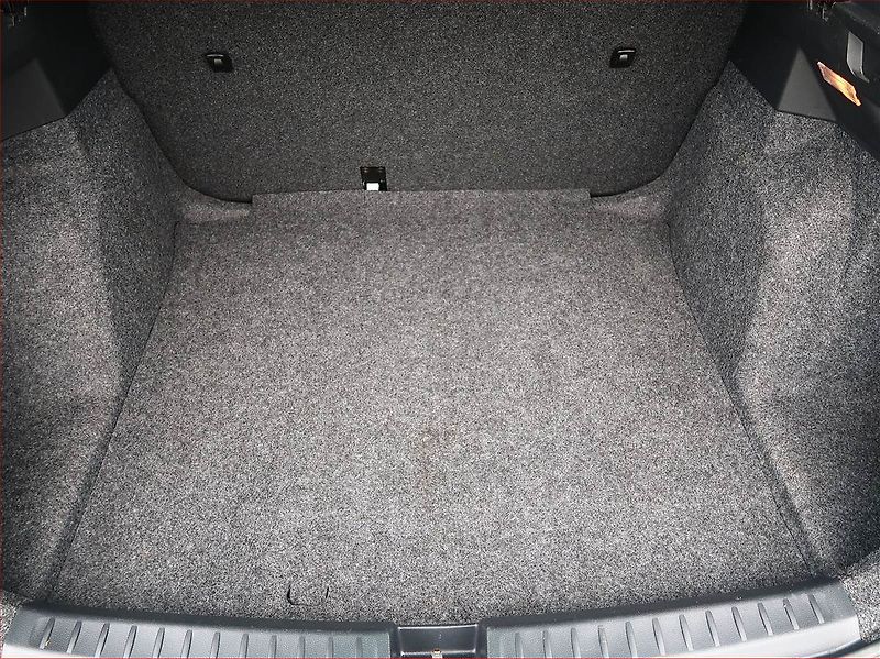 Seat Ibiza (2015) 1.0, Serv.kniha - fotka 13 z 14