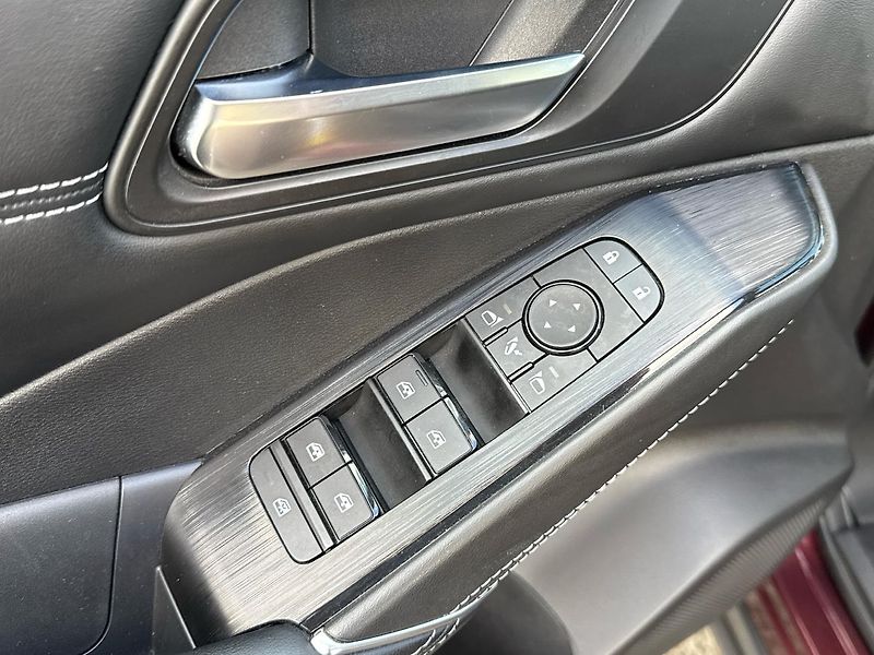 Nissan Qashqai MHEV N-Connecta - fotka 21 z 27