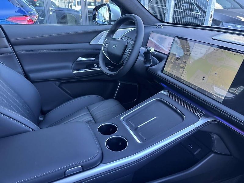 Xpeng G9 (2026) AWD Performance Pro - fotka 13 z 15