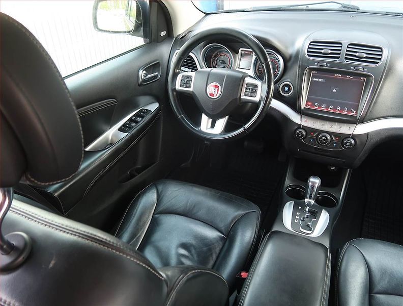 Fiat Freemont (2012) 2.0 MultiJet, 4X4, Automat - fotka 7 z 19