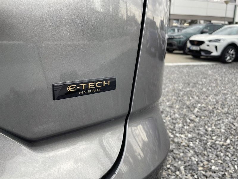 Renault Austral (2024) E-Tech full hybrid 200 techno - fotka 39 z 39
