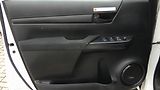 Toyota Hilux 2.4 D-4D Double Cab 4x4 Live - náhled 8