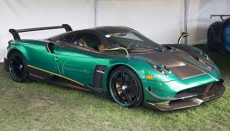Pagani Huayra roadster na autosalonu Le Grand-Saconnex 2019.