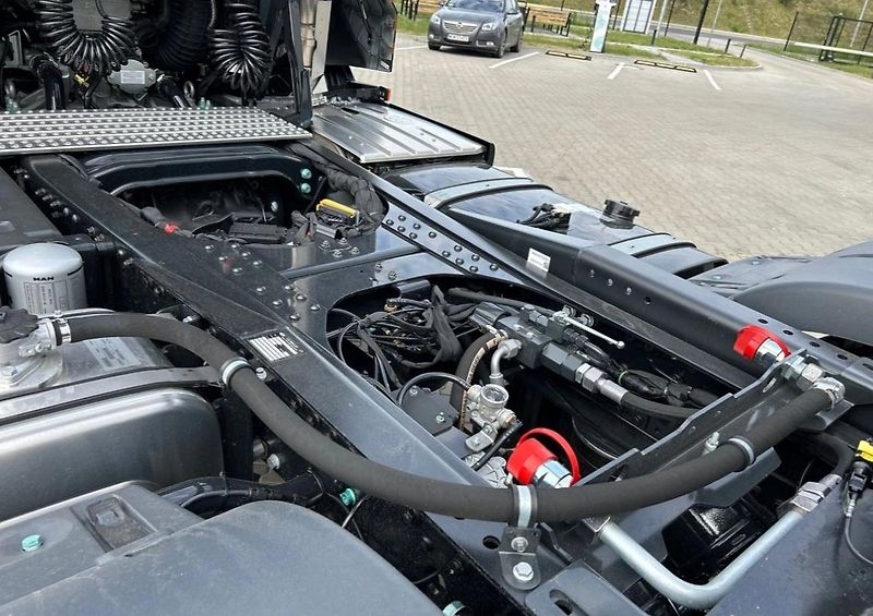 MAN TGX (2025) 33.640 6x4 hydraulika EURO 6 - fotka 8 z 25