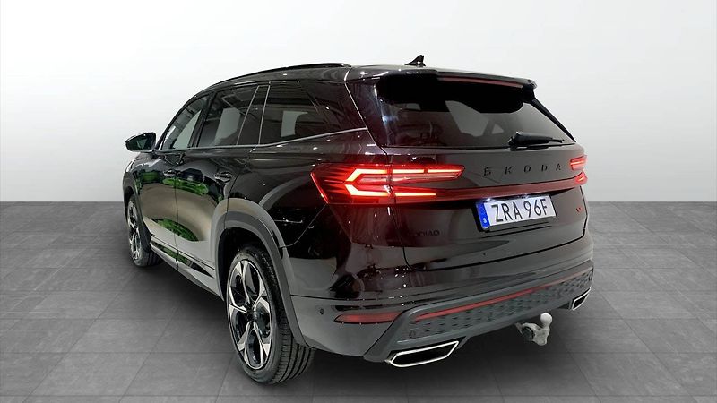 Škoda Kodiaq RS 7 míst 360 HuD Canton Taž - fotka 4 z 18