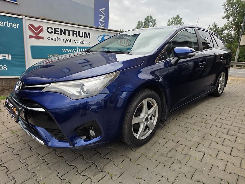 Toyota Avensis (2018) 1.8AUT.KLIMA-2.maj.PRAV.SERVIS - fotka 6 z 19