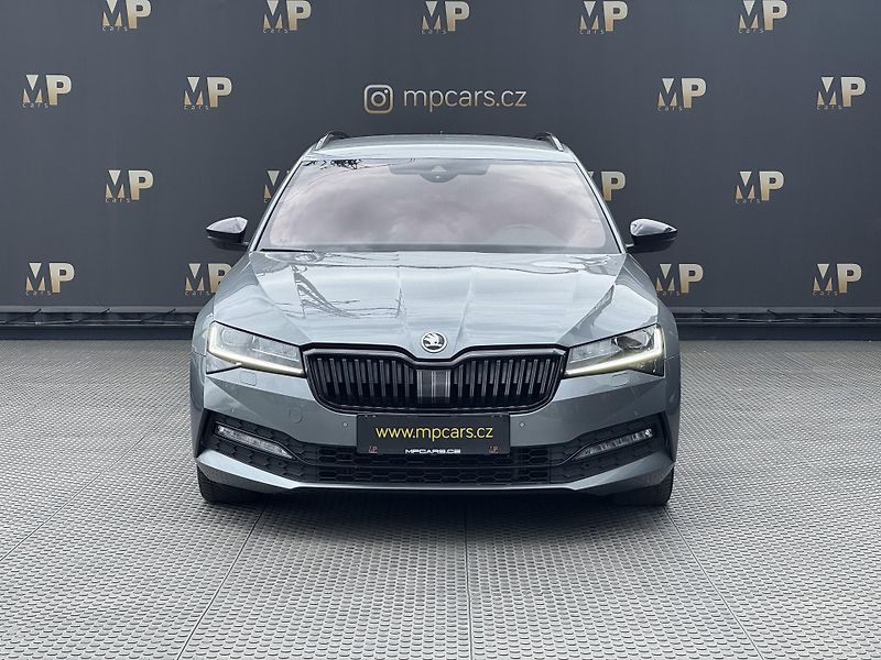 Škoda Superb (2020) 2.0TDi DSG Sportline ACC Kessy - fotka 2 z 50