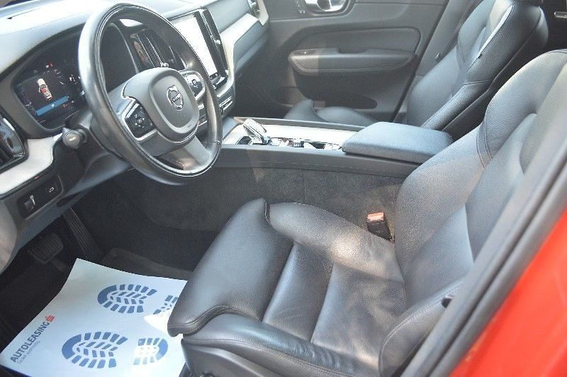 Volvo XC60 D4 AWD 2.4 INSCRIPTION (automa - fotka 11 z 28