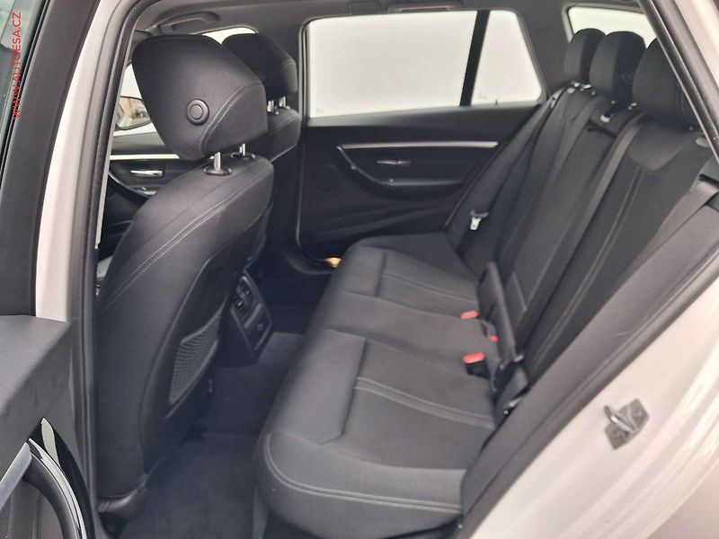 BMW Řada 3 (2018) 1.5T 318i, Sport Line, AT - fotka 10 z 22