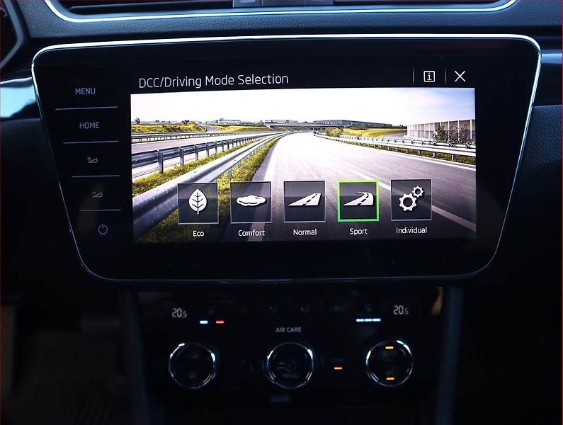 Škoda Superb (2017) 2.0 TDI, Automat, Kůže, Navi - fotka 17 z 24