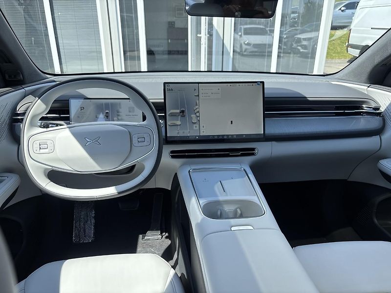 Xpeng G6 (2026) G6 AWD Performance - fotka 11 z 15