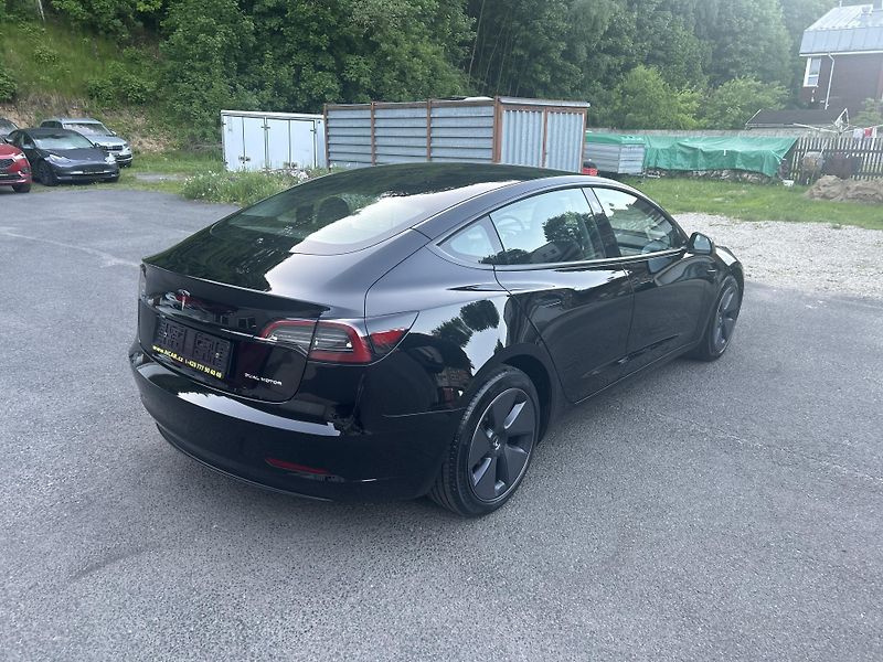 Tesla Model 3 LONG RANGE DUAL MOTOR SOH 96% - fotka 4 z 54