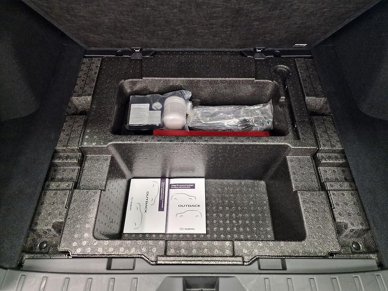 Subaru Outback (2025) 2.5 Comfort+kůže | Záruka - fotka 24 z 53