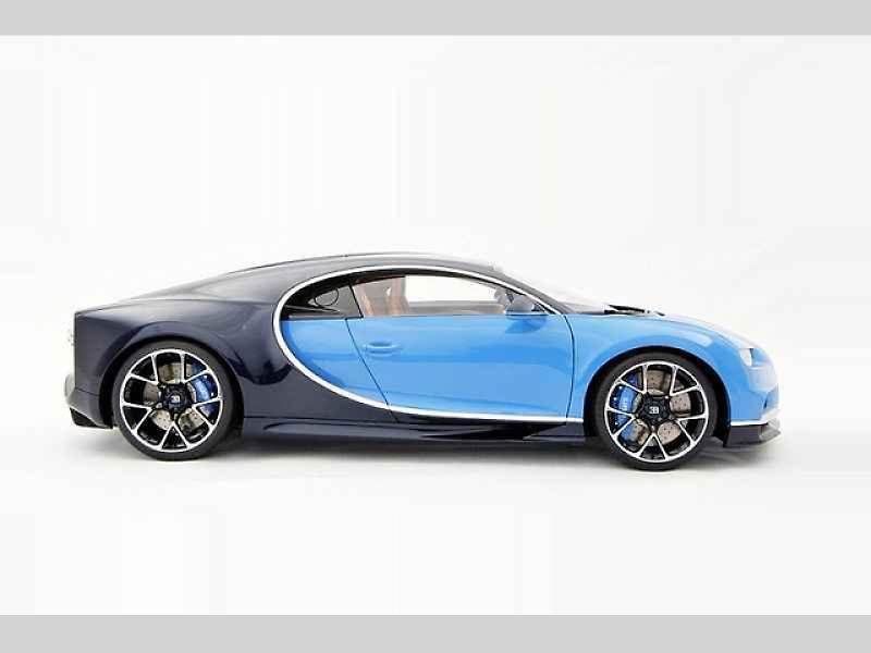 Bugatti Chiron jako model v měřítku 1:8.
