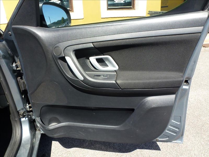 Škoda Roomster 1,9 TDI -  serviska Comfort Pa - fotka 23 z 50