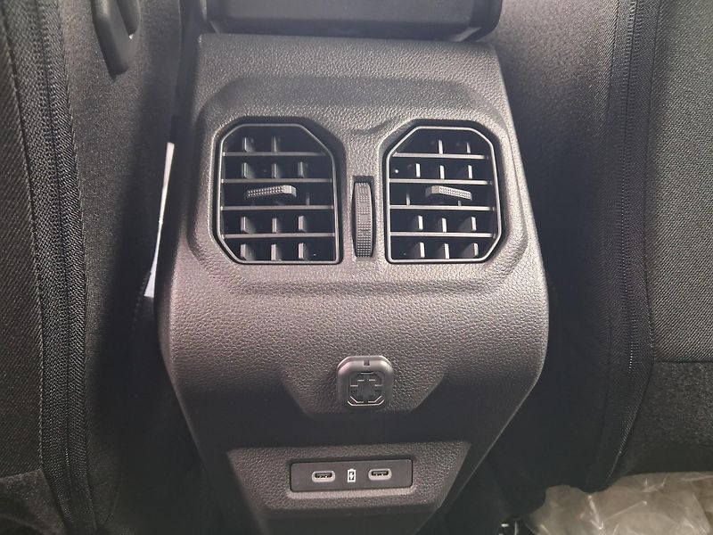 Dacia Bigster (2026) Expression mild hybrid-G 140 - fotka 29 z 40