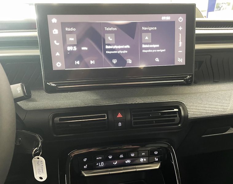 Citroën C3 Aircross (2026) MAX Hybrid 145k Aut Paket Zima - fotka 18 z 24