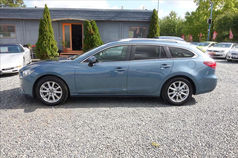 Mazda 6 2,2 D 110KW, SERVISNÍ KNIHA. - fotka 3 z 6