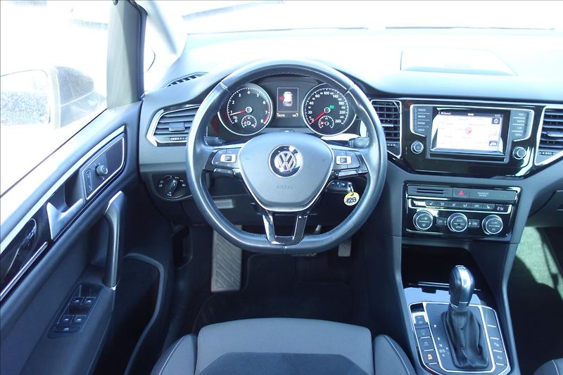 Volkswagen Golf Sportsvan 1,4 TSi 110KW,ČR,HIGHLINE,DSG. - fotka 19 z 51