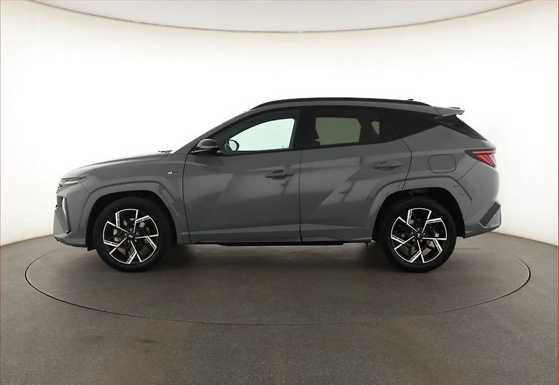 Hyundai Tucson (2025) 1.6 T-GDI, N- Line, FullLed - fotka 3 z 20