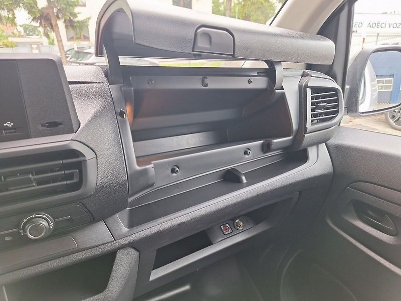 Peugeot Expert (2026) FG L3 2.2 BHDi 150k MAN6 - fotka 28 z 31