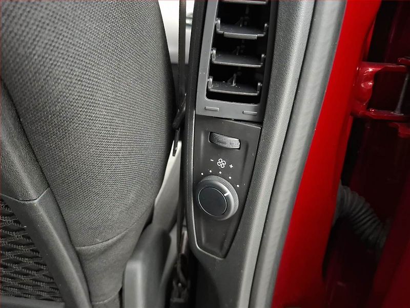Citroën C4 SpaceTourer (2019) PureTech 130, Automat, 7 míst - fotka 21 z 21