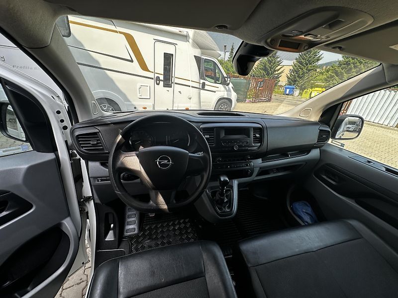 Opel Vivaro 1.5CDTi-88KW-DPH-KLIMA-TEMPOMA - fotka 9 z 14