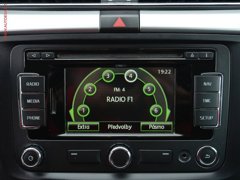 Škoda Superb (2014) 2.0 TDi, xenon, kůže - fotka 17 z 22