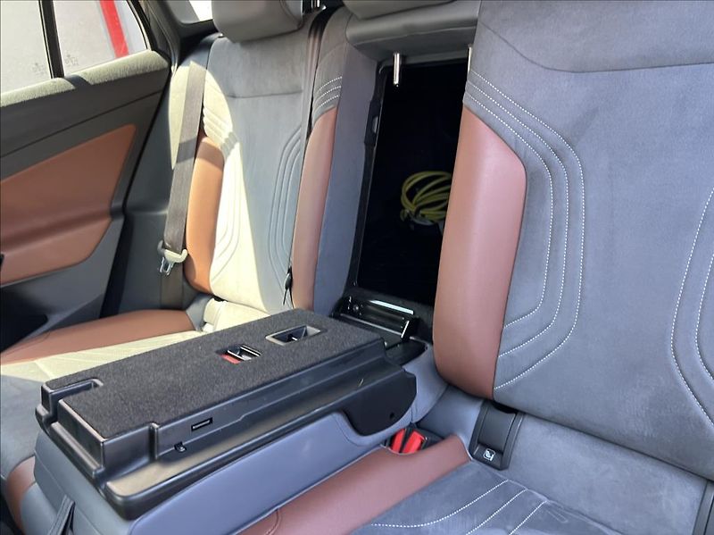Volkswagen ID.4 Pro Performance 77kwh 92% - fotka 36 z 38