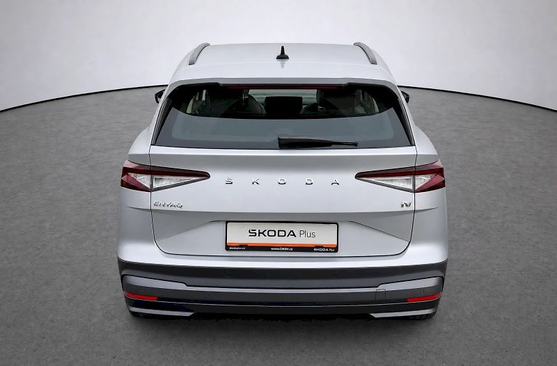 Škoda Enyaq (2023) iV 50 109 Kw - fotka 40 z 42