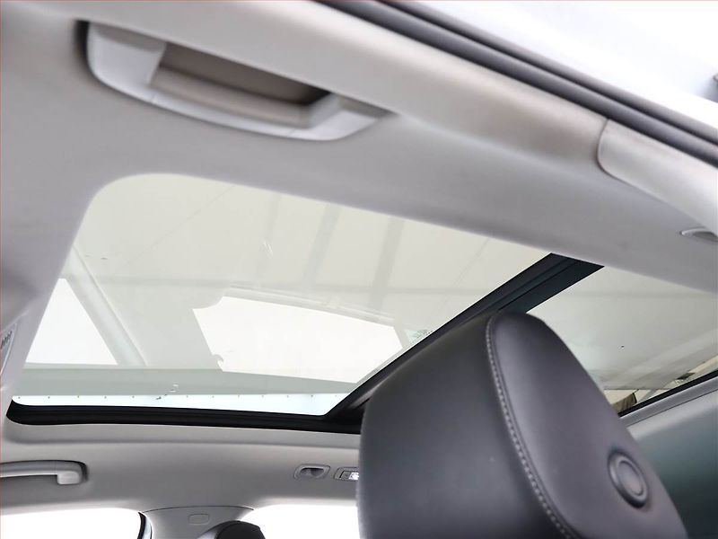Škoda Superb (2020) 2.0 TDI - fotka 21 z 24