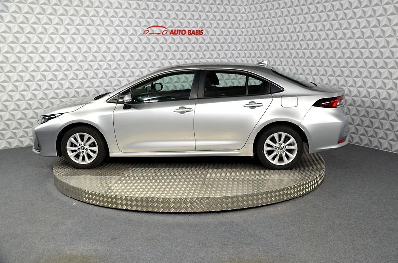 Toyota Corolla (2023) - fotka 8 z 22