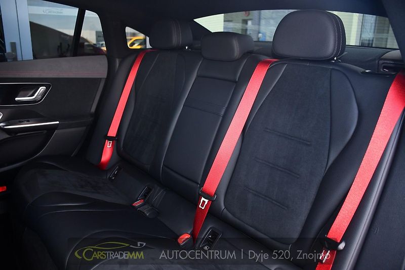 Mercedes-Benz EQE 43AMG HUD 1M PANORAMA - fotka 14 z 60