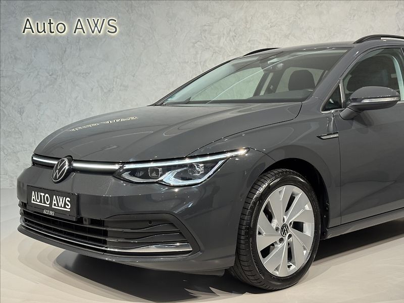 Volkswagen Golf 2,0 TDi  DSG Style LED Assist - fotka 4 z 47