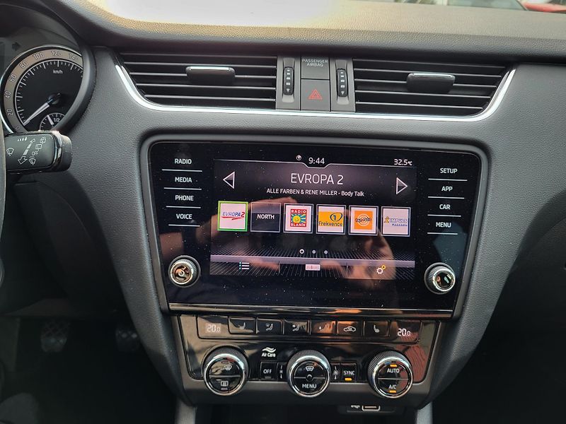 Škoda Octavia III FL combi 1.6 TDi STYLE+ - fotka 12 z 49