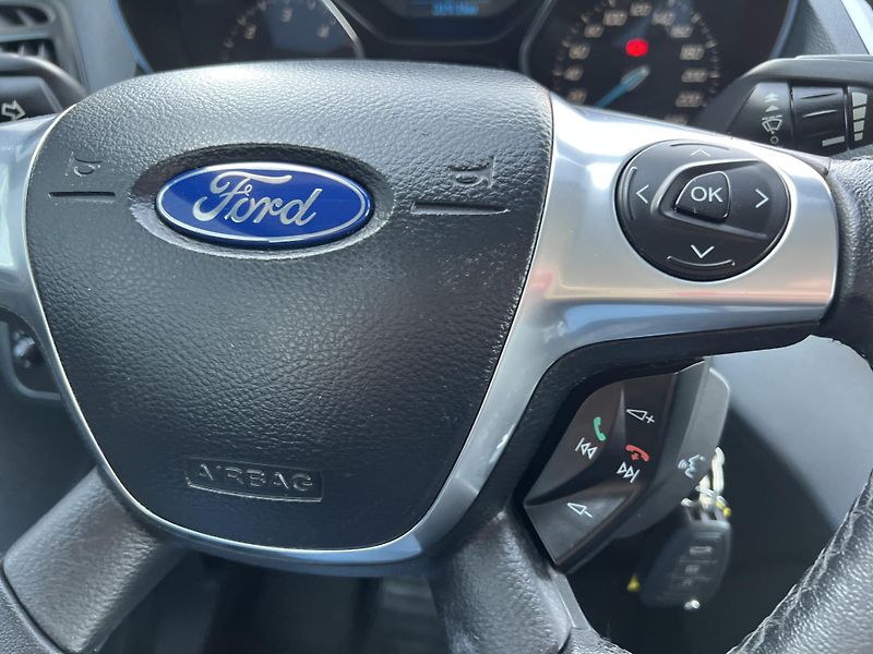 Ford Grand C-MAX 1.6HDi 7MÍST ČR odp.DPH - fotka 16 z 41