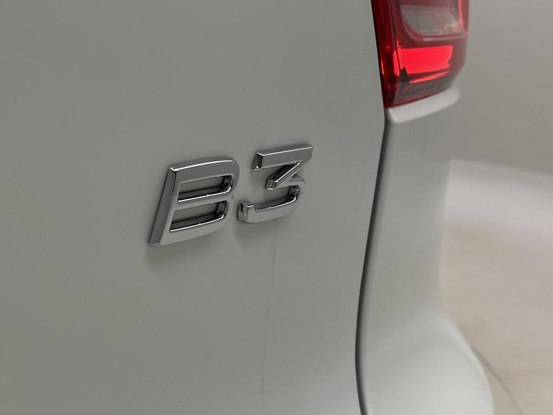 Volvo XC40 (2026) B3 AUT DARK PLUS - fotka 21 z 58