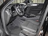 Volvo XC40 (2026) 2,0 B4  Plus Black Edition - náhled 11