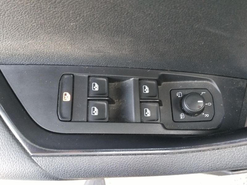 Škoda Karoq 1,5 TSI Style Plus * DSG - fotka 13 z 42