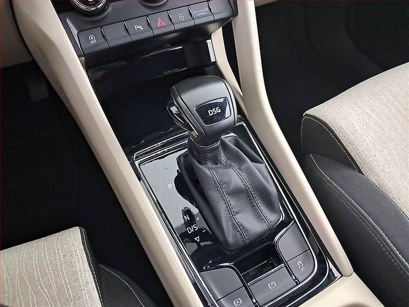 Škoda Karoq (2019) Style 1.5 TSI - fotka 13 z 17
