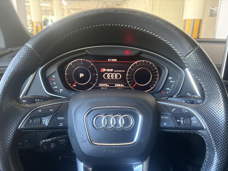 Audi Q5 3.0TDi Quattro S-Line 210kW - fotka 21 z 23