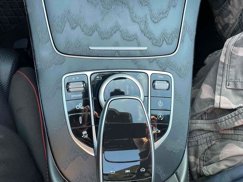 Mercedes-Benz Třídy E - fotka 11 z 12