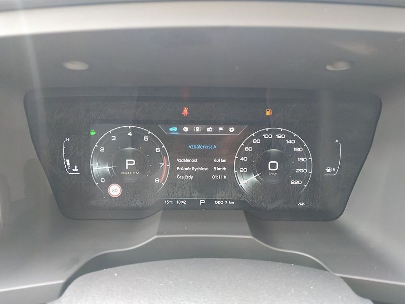 KGM Korando 1.5T, Style+2WD, AT, SKLADEM - fotka 17 z 31