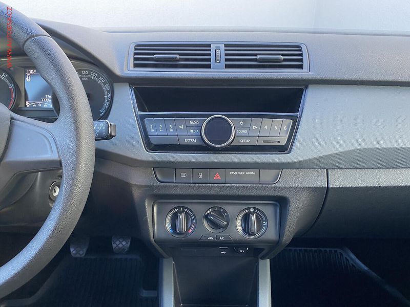 Škoda Fabia (2020) 1.0 TSi, ČR, Active, +kola - fotka 12 z 17