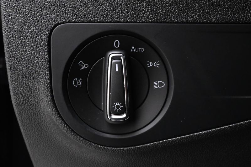 Volkswagen Tiguan 1,4 TSI eHybrid 110kW DSG Záru - fotka 27 z 33