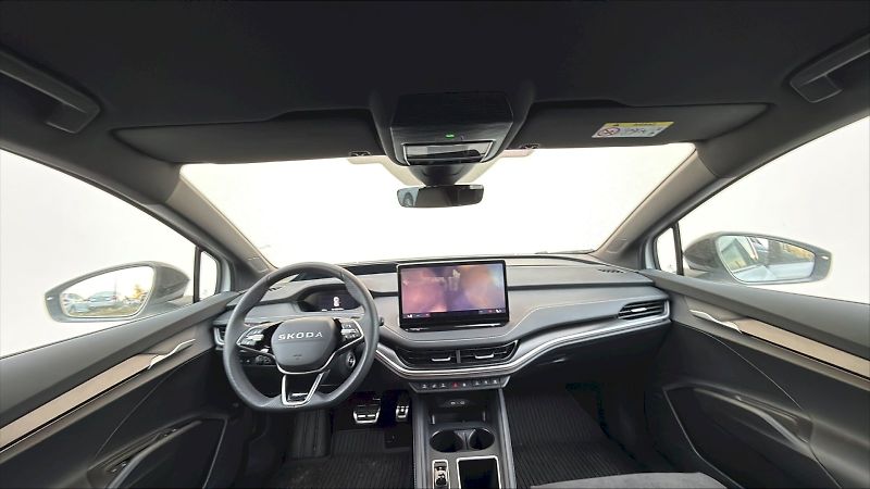 Škoda Elroq (2025) 63 KWH Sportline 60 - fotka 5 z 25