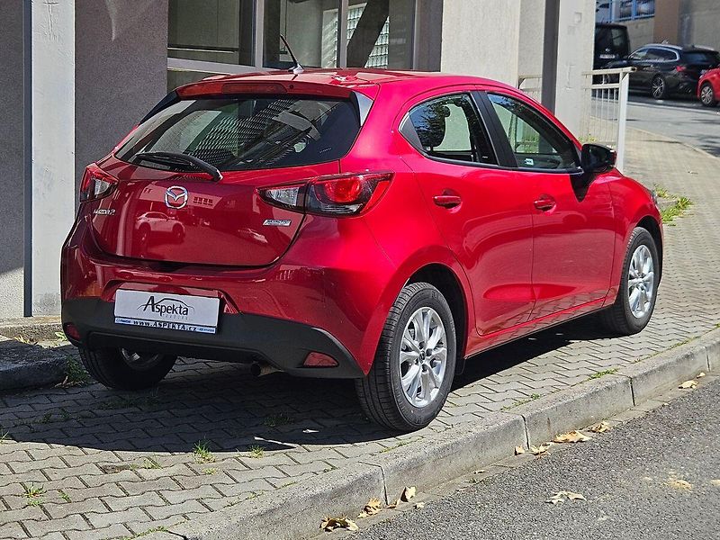 Mazda 2 1,5L SKYACTIV-G 55kW, ČR,1.maj - fotka 5 z 32