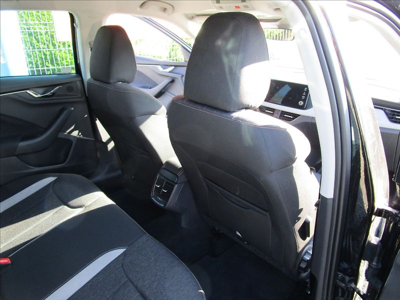 Škoda Scala 1.0TSi  130 Let Premium, 1. ma - fotka 24 z 43
